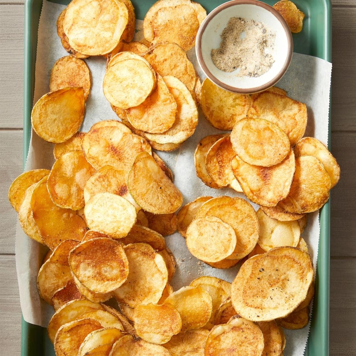 Your Guide to Homemade Potato Chips: Slicing, Frying, & No Soak